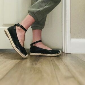 Ana flats with cute ankle strap size 6.5